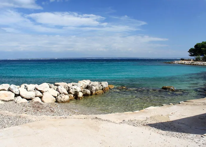 Apartamento By The Sea Susica, - 25080 *